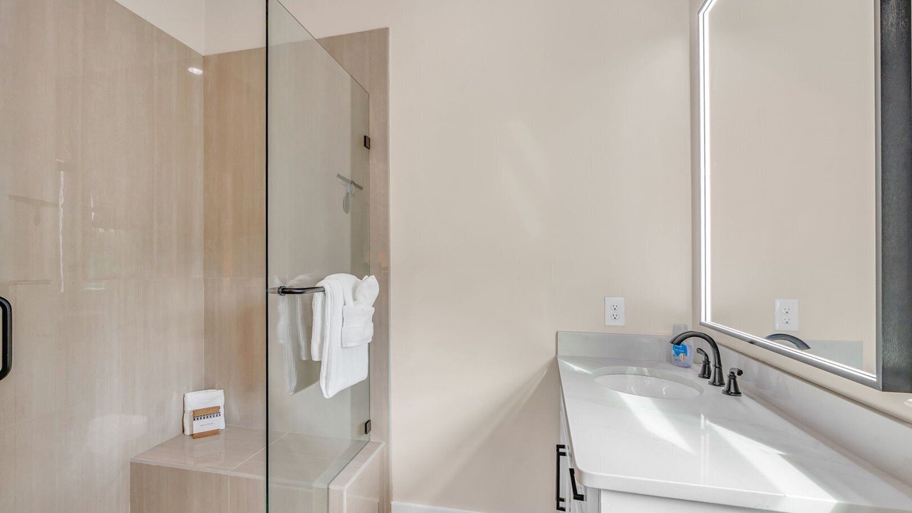 Photo of Bathroom in Summerland Key