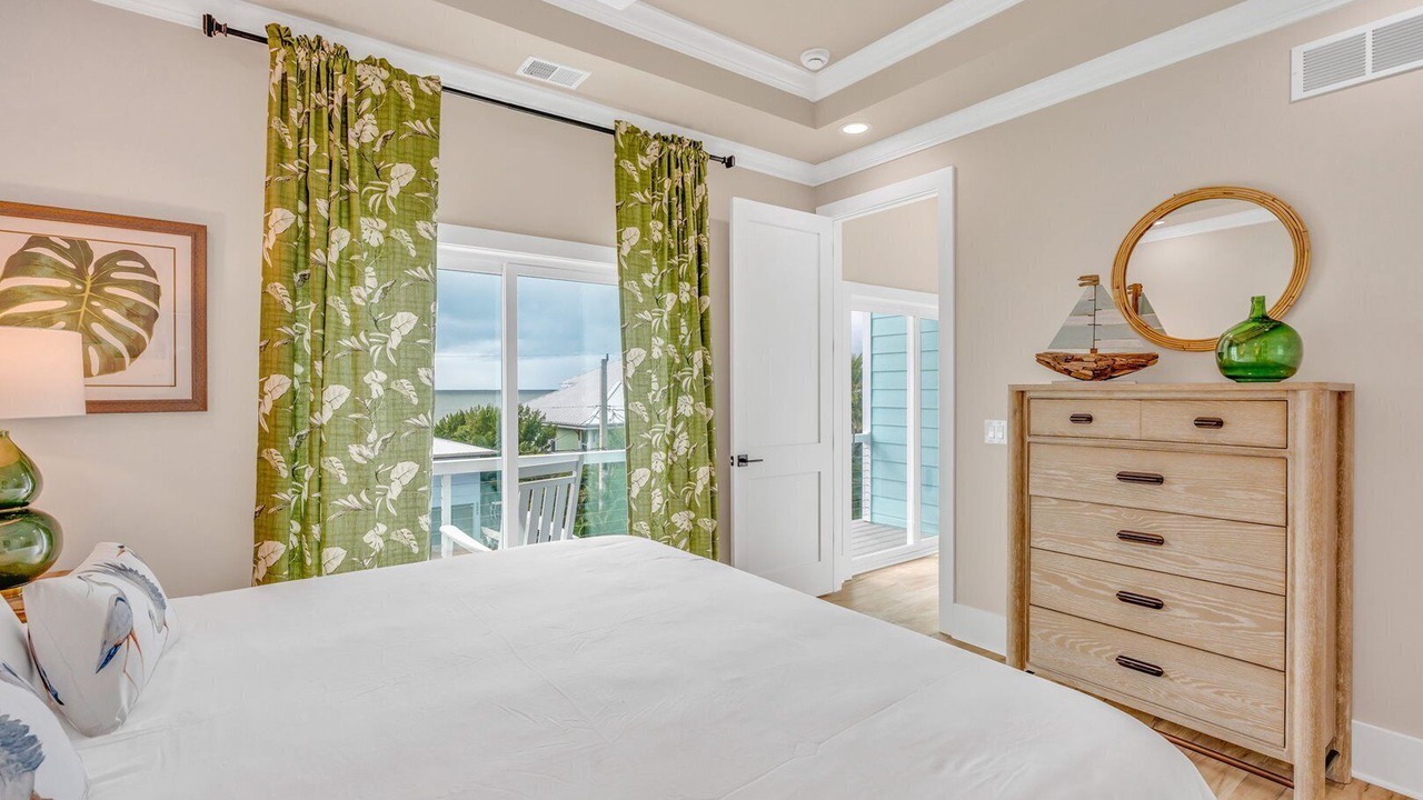 Photo of Bedroom in Summerland Key