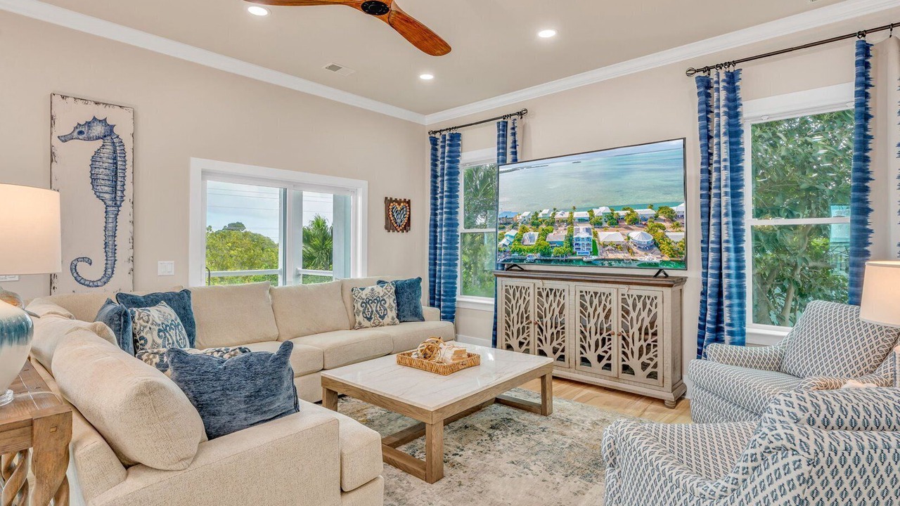Photo of Livingroom in Summerland Key