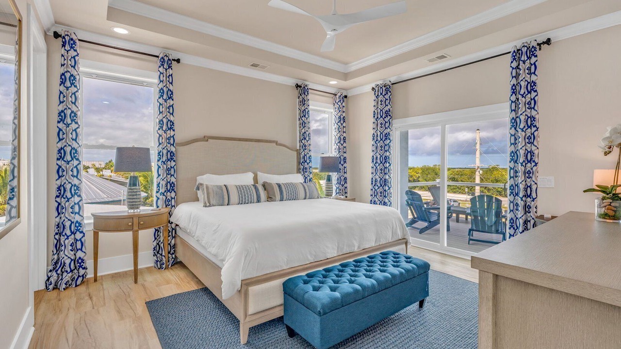 Photo of Bedroom in Summerland Key