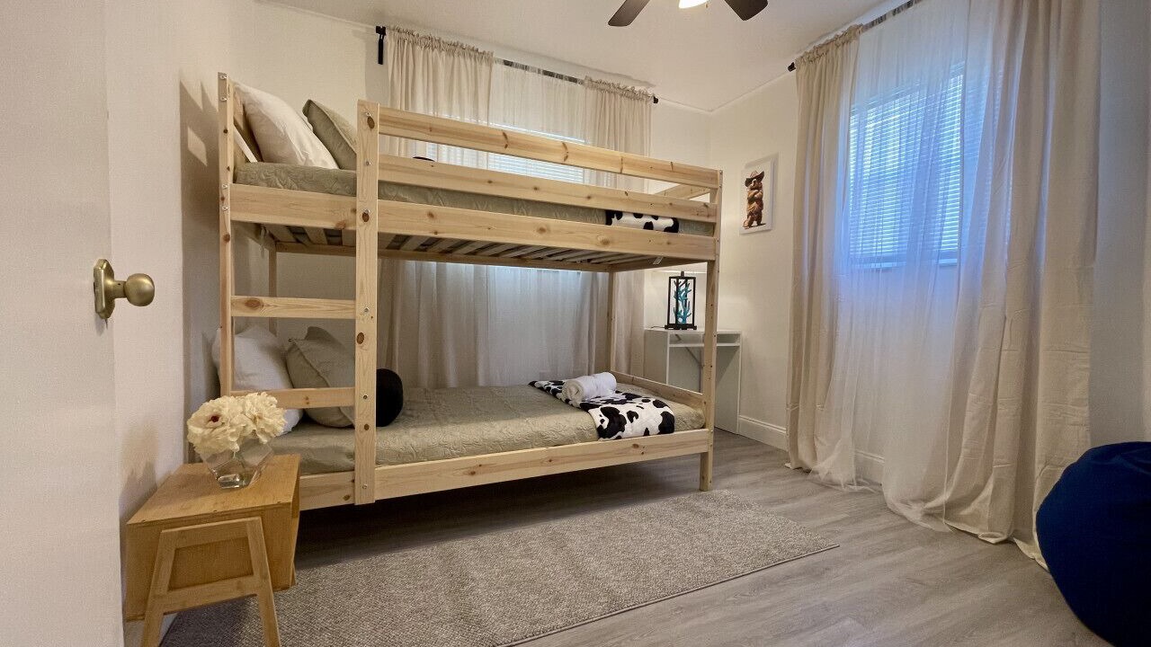 Photo of Bedroom in Boulevard Heights