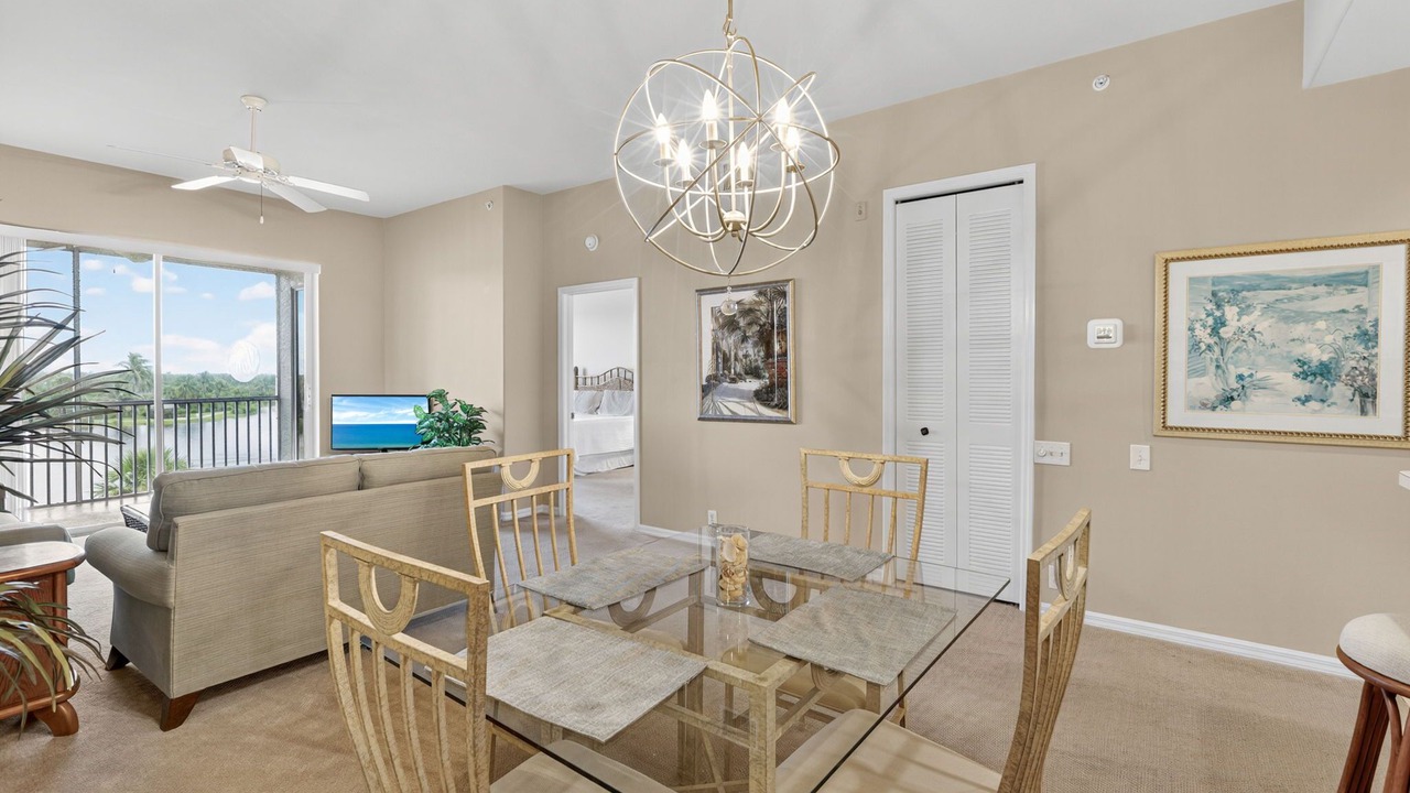 Photo of Bedroom in Tropical Cove