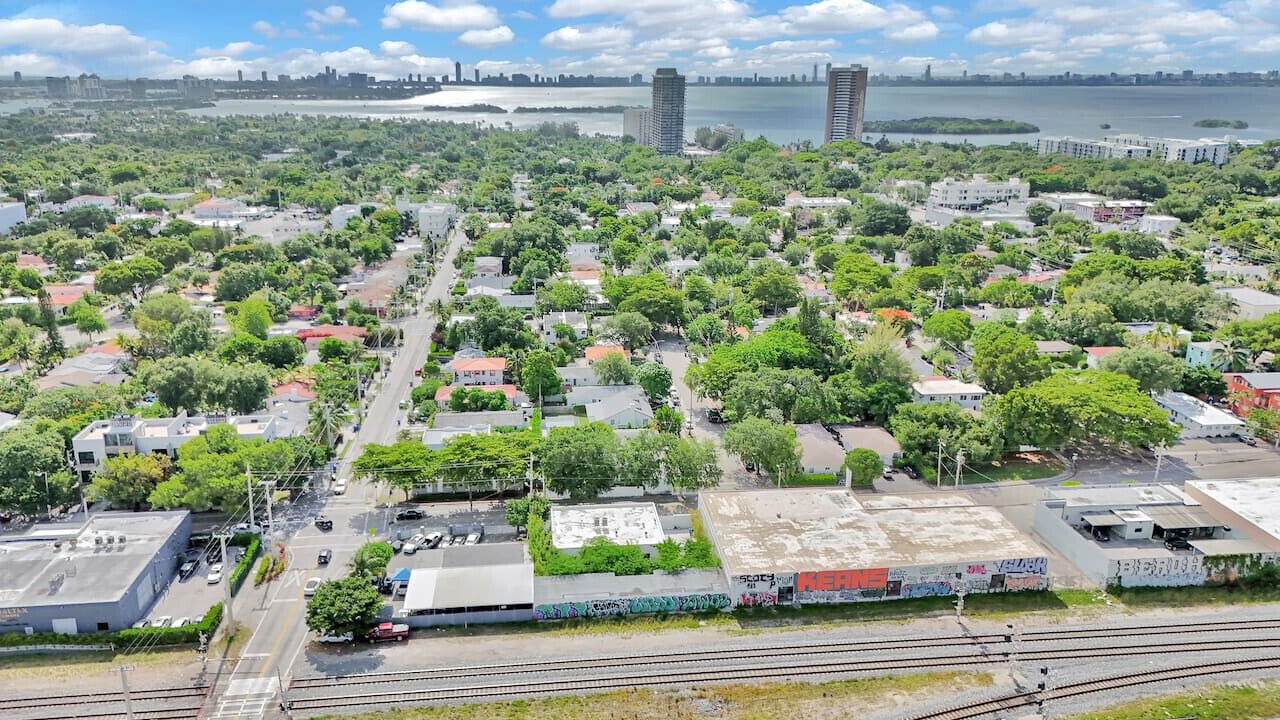 Photo of Outdoor in Northeast Miami