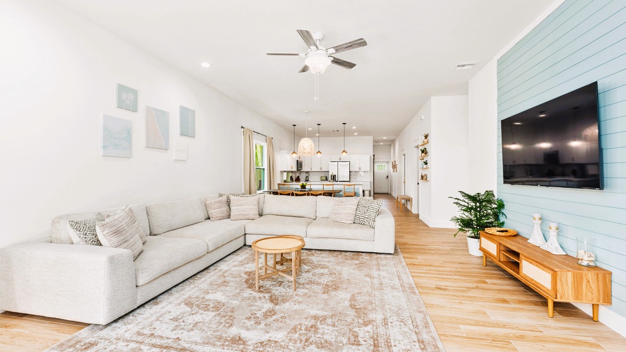 Photo of Livingroom in Jensen Beach