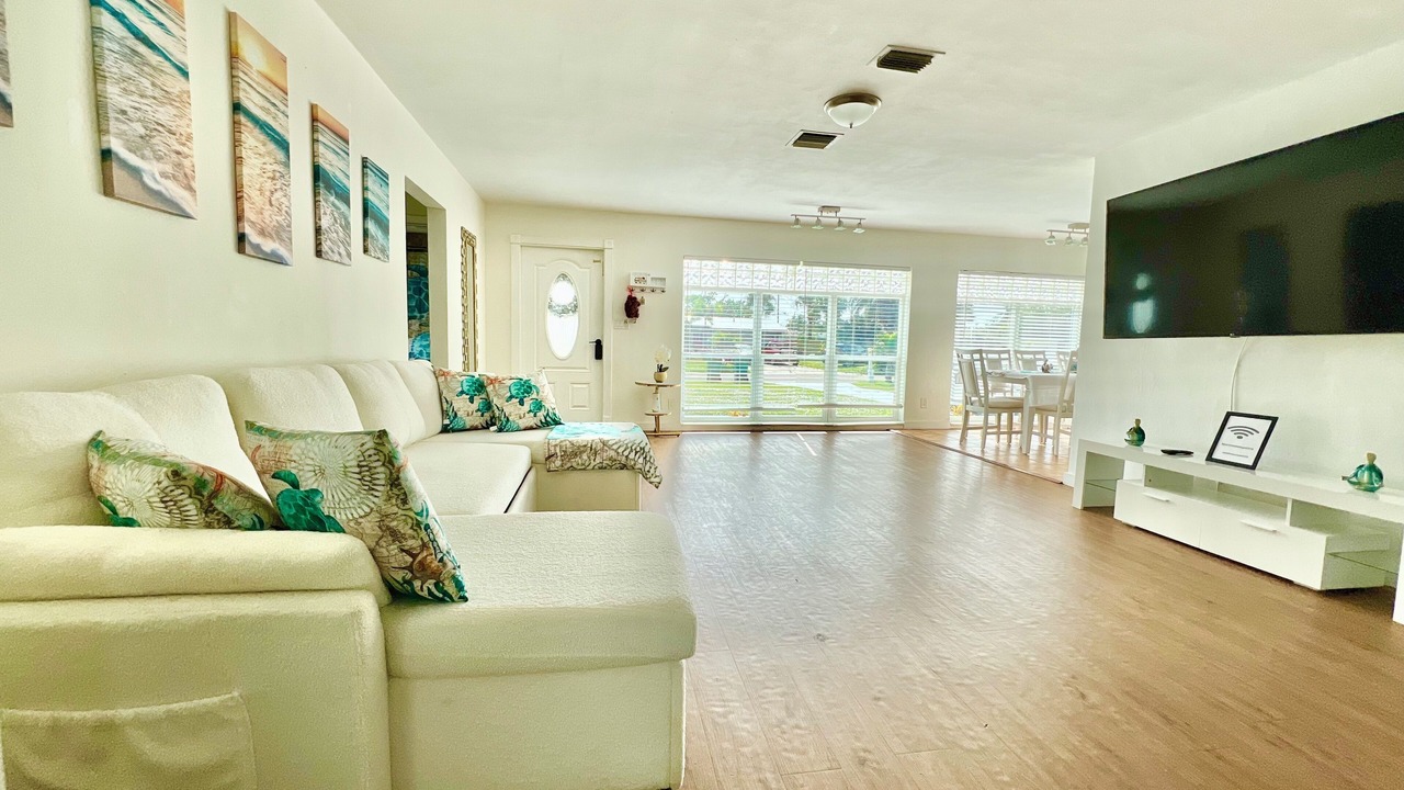 Photo of Livingroom in South Patrick Shores