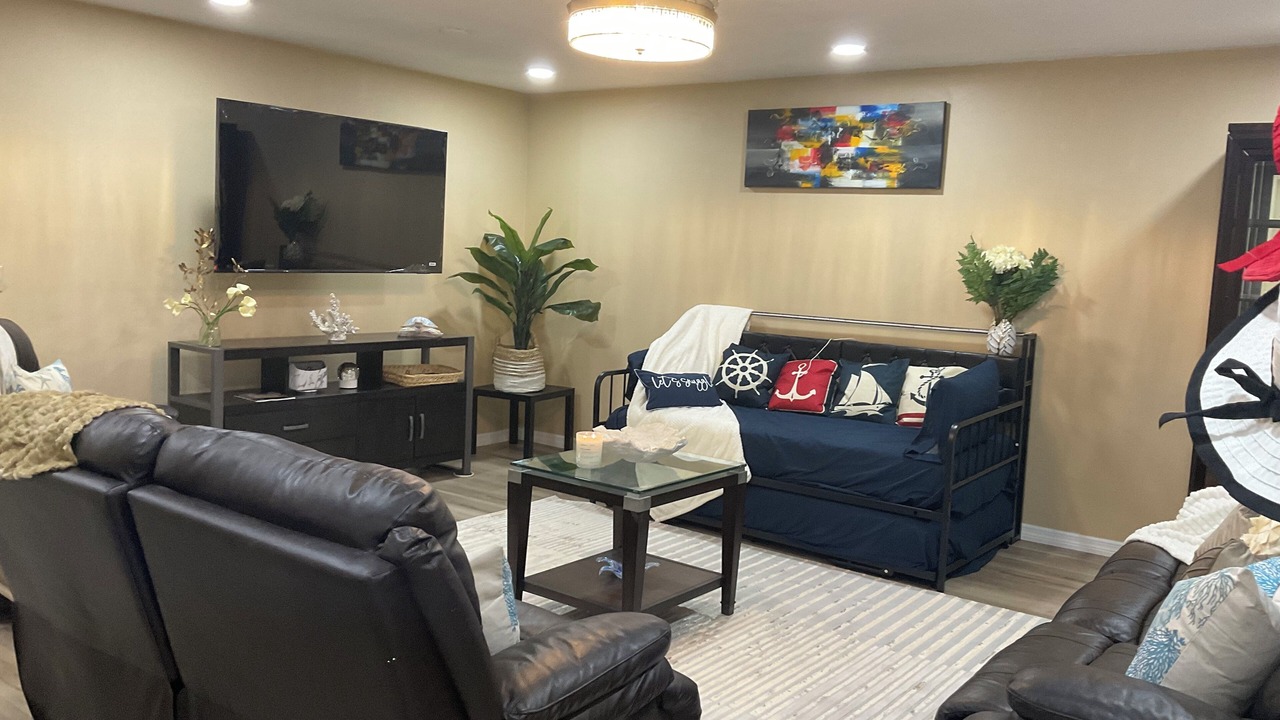 Photo of Livingroom in Fox Chase