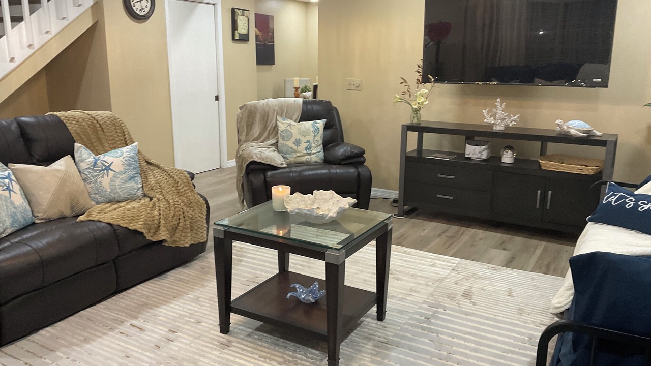 Photo of Livingroom in Fox Chase