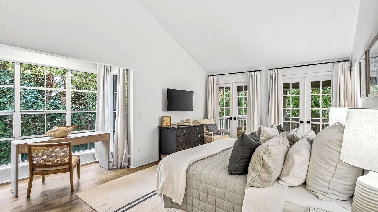 Photo of Bedroom in Wabasso Beach