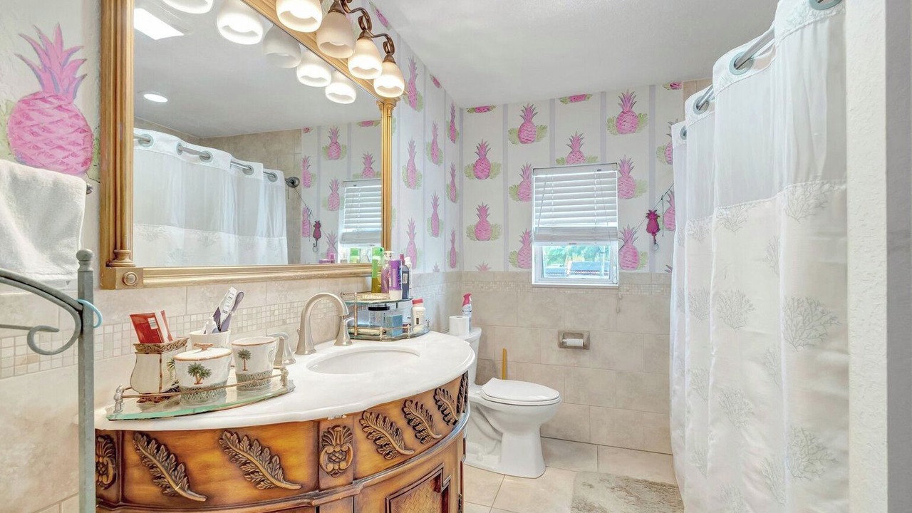 Photo of Bathroom in Old Northwood Historic District
