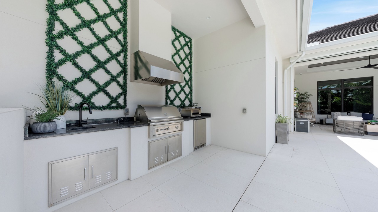 Photo of Patio Balcony in Park Shore