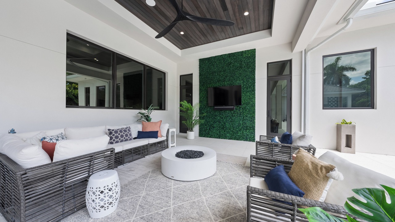 Photo of Livingroom in Park Shore