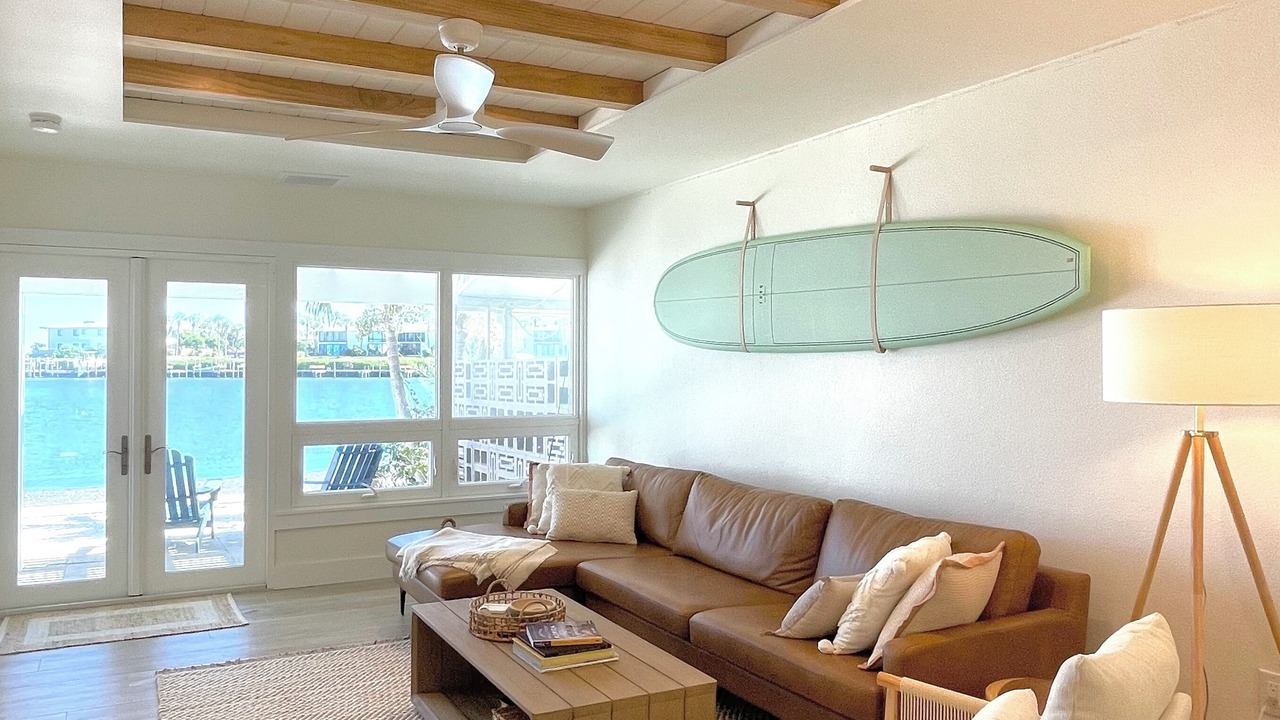 Photo of Livingroom in Holmes Beach