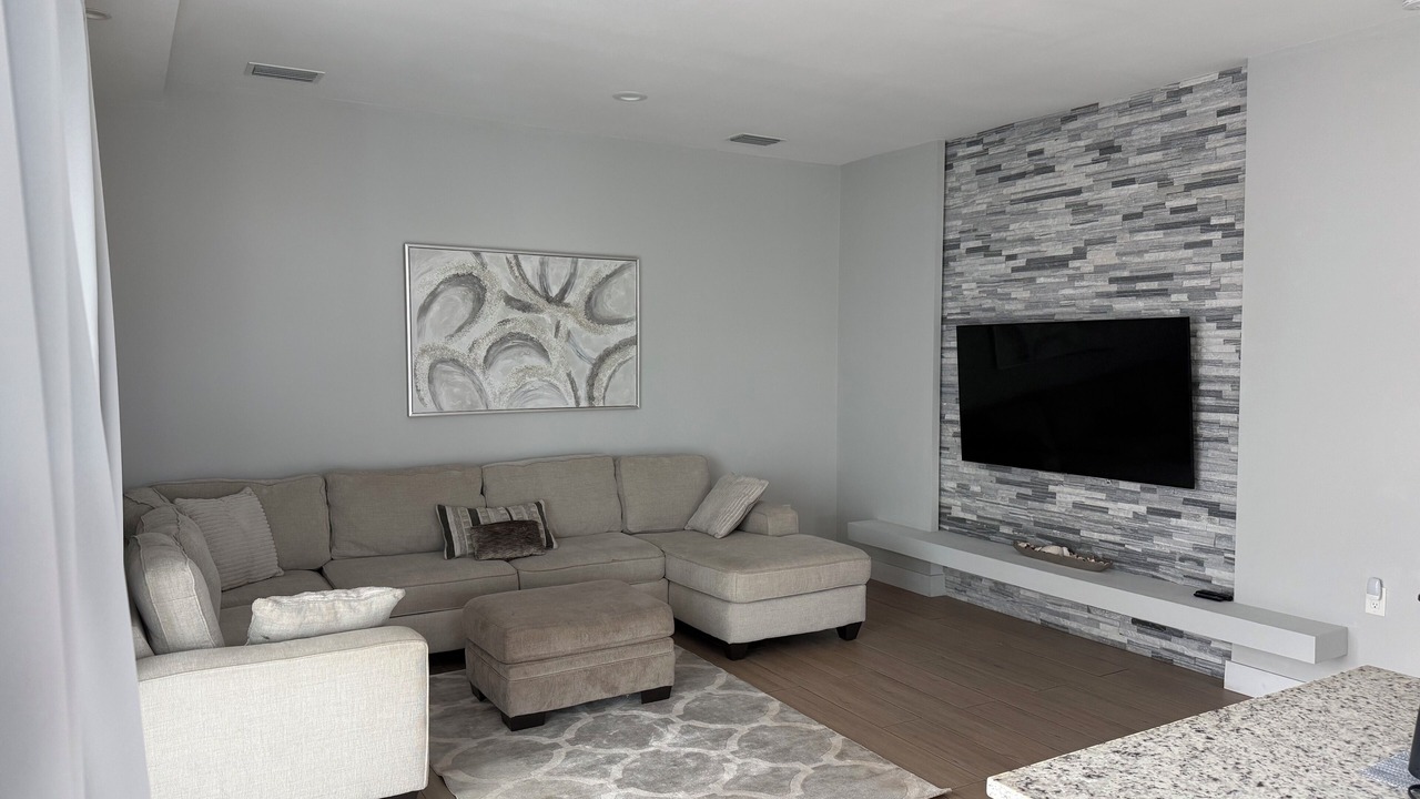 Photo of Livingroom in Trailer Estates