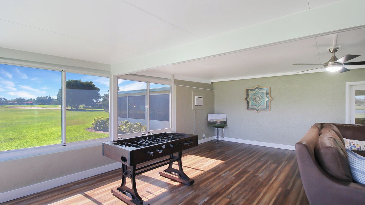 Photo of Bedroom in Trailer Estates