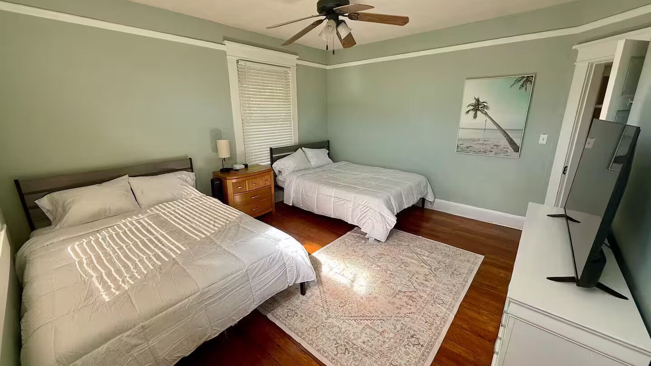 Photo of Bedroom in Hyde Park