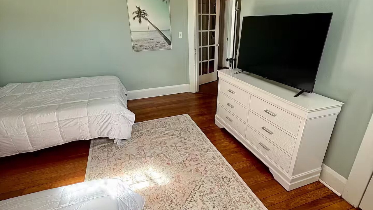 Photo of Bedroom in Hyde Park