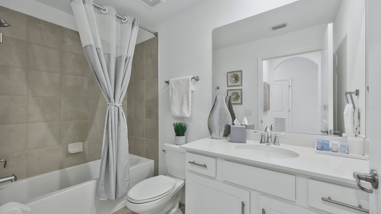 Photo of Bathroom in Immokalee