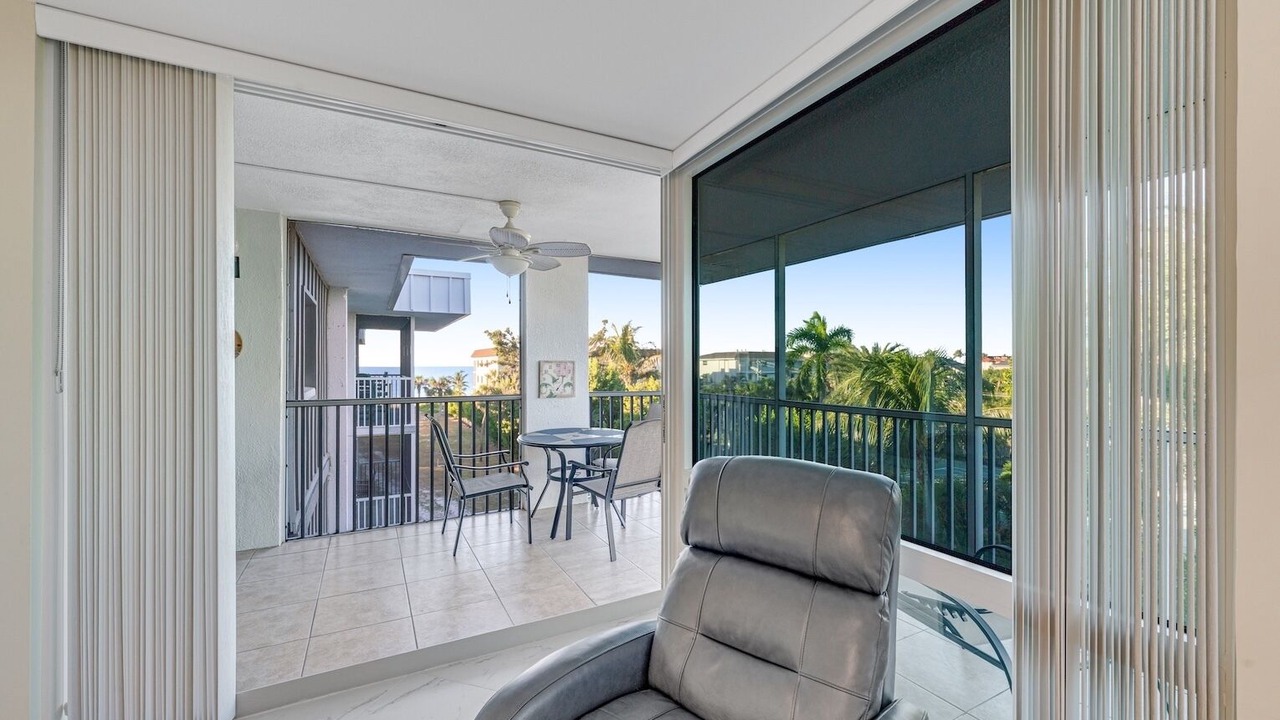 Photo of Livingroom in Sanibel