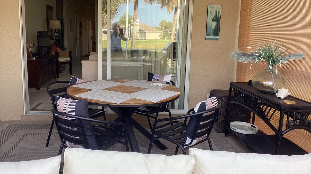 Photo of Outdoor in Naples