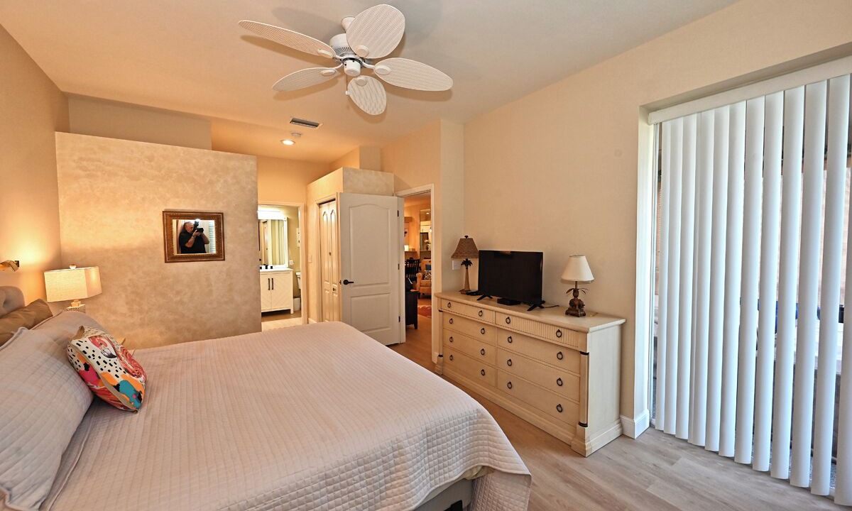 Photo of Bedroom in Naples