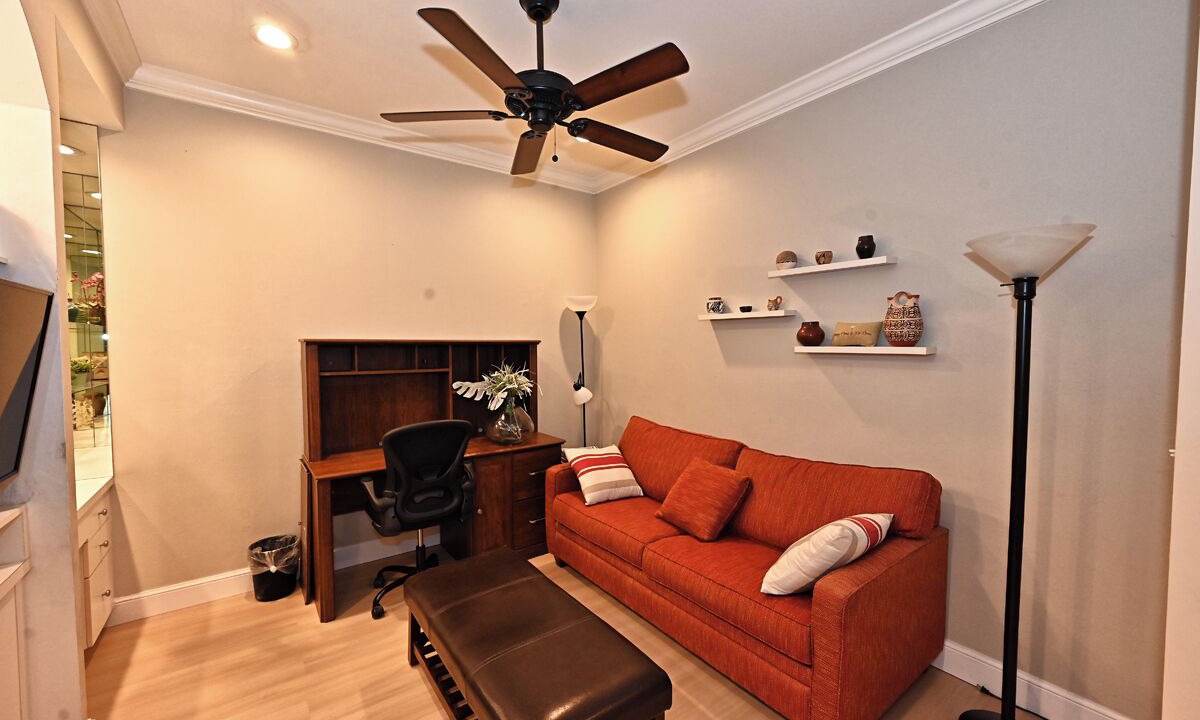 Photo of Livingroom in Naples