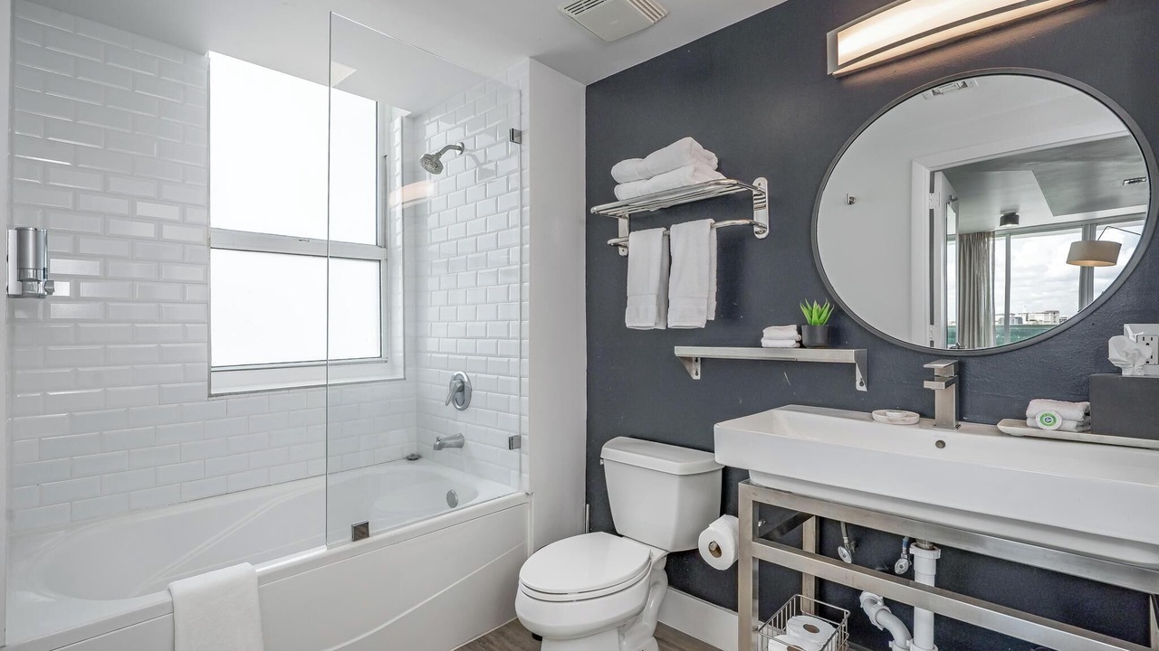 Photo of Bathroom in Coconut Grove