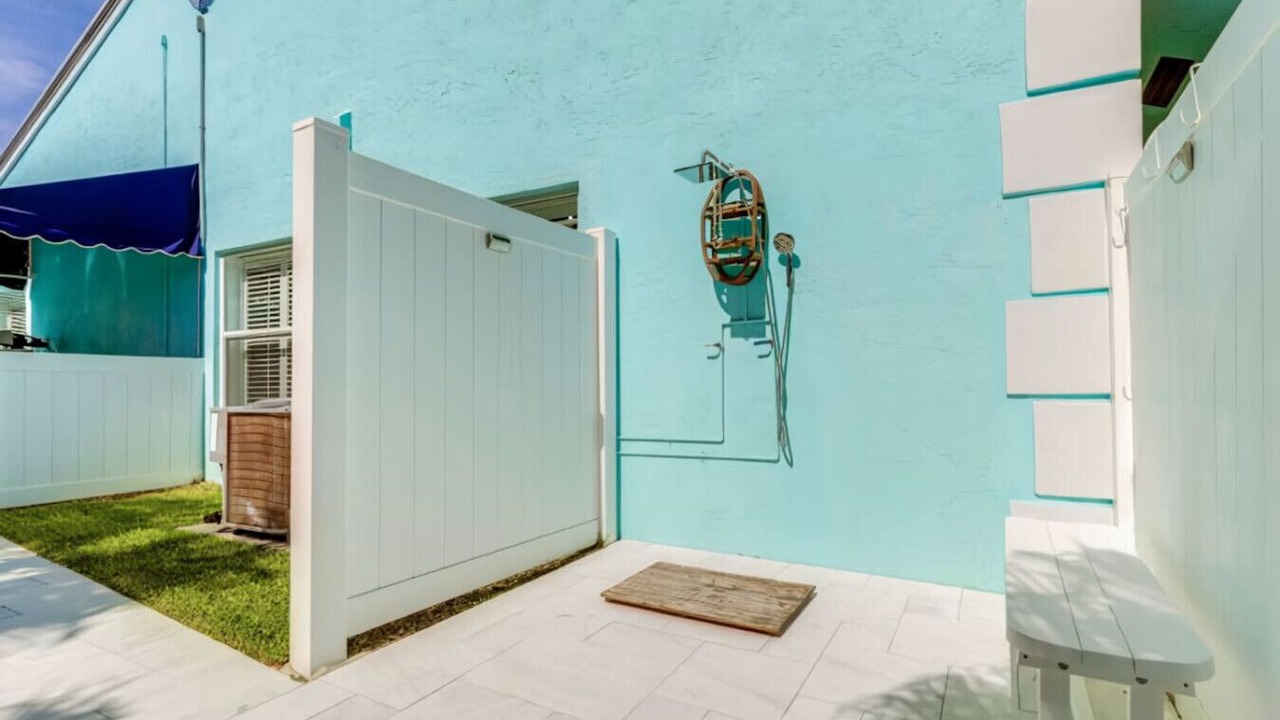 Photo of Patio Balcony in Juno Beach