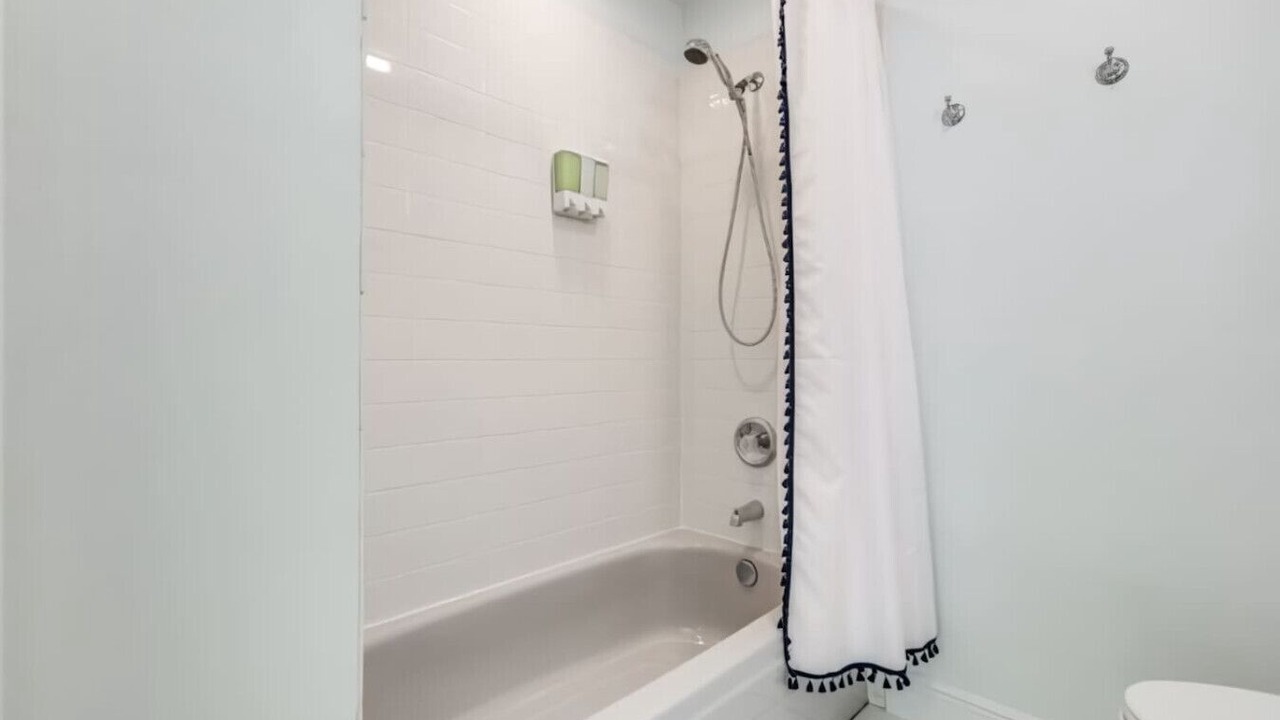 Photo of Bathroom in Juno Beach