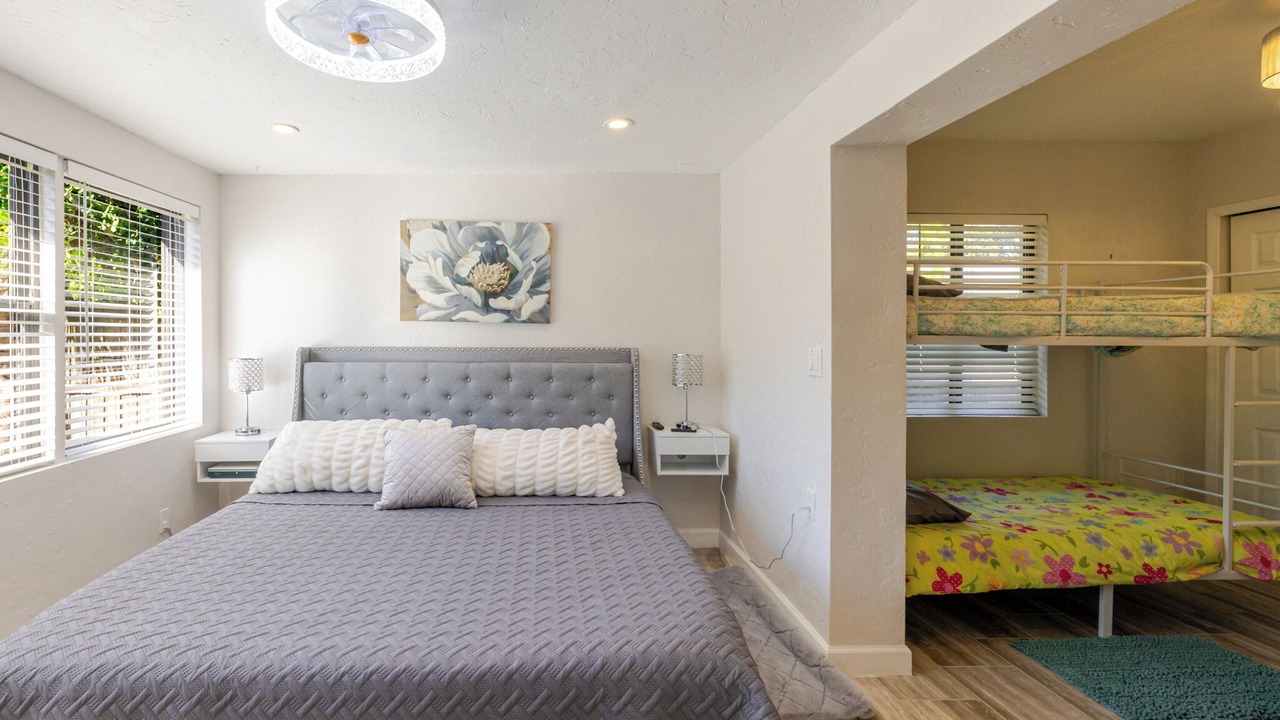 Photo of Bedroom in Indian Beach Sapphire Shores