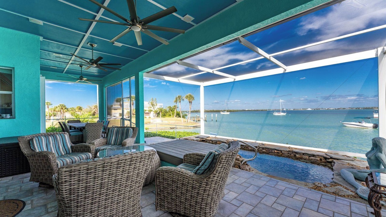 Photo of Patio Balcony in Englewood