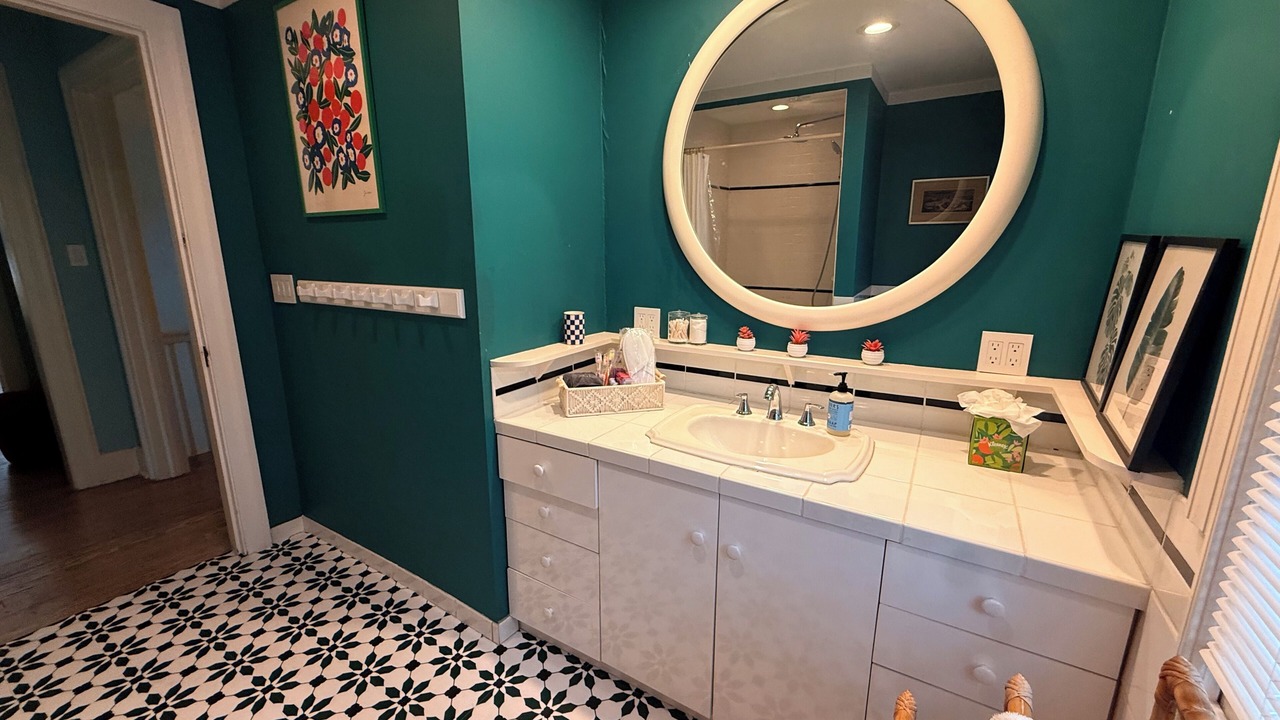 Photo of Bathroom in Old Northwood