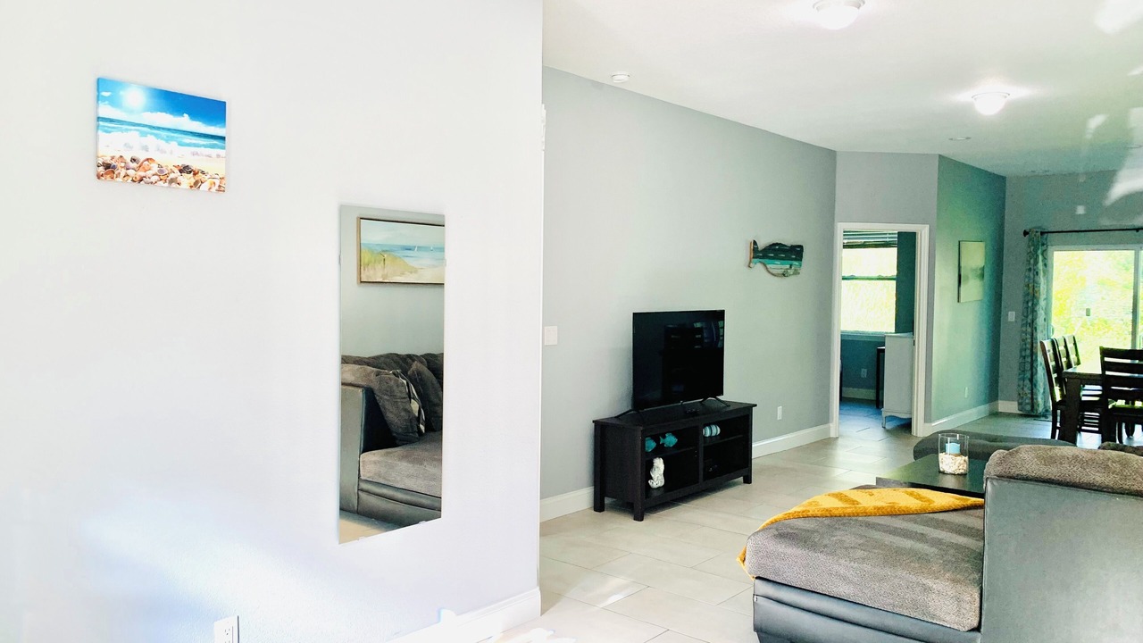 Photo of Livingroom in Clair-Mel City