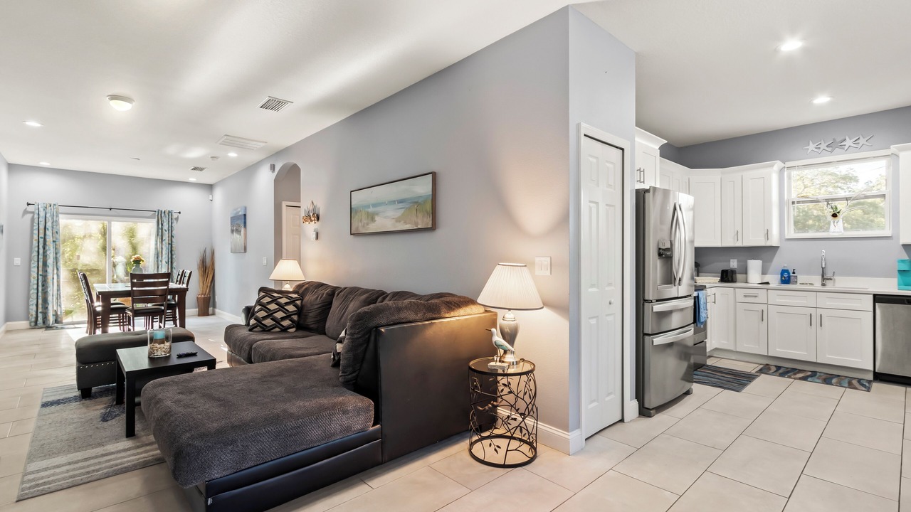 Photo of Livingroom in Clair-Mel City