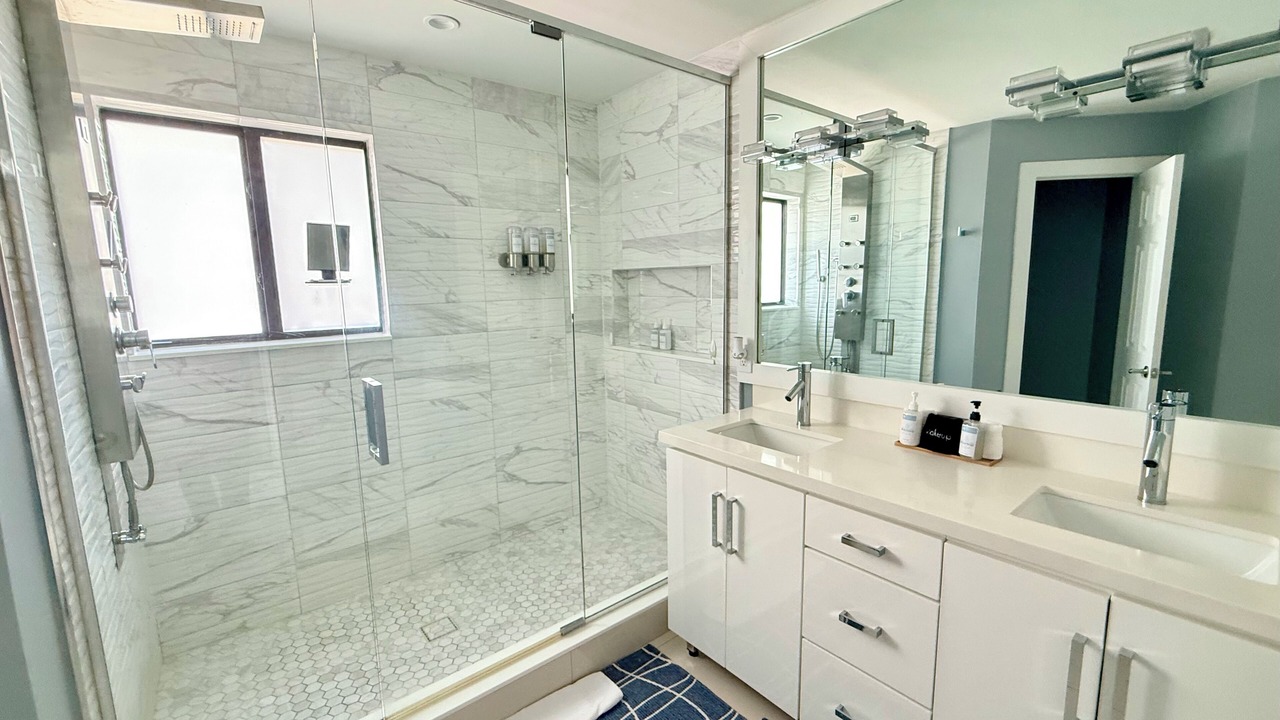 Photo of Bathroom in Wilton Manors
