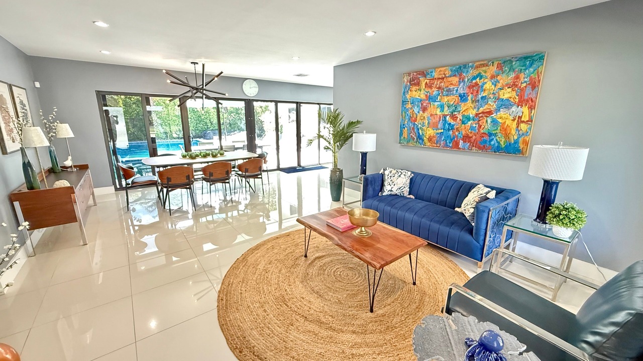 Photo of Livingroom in Wilton Manors