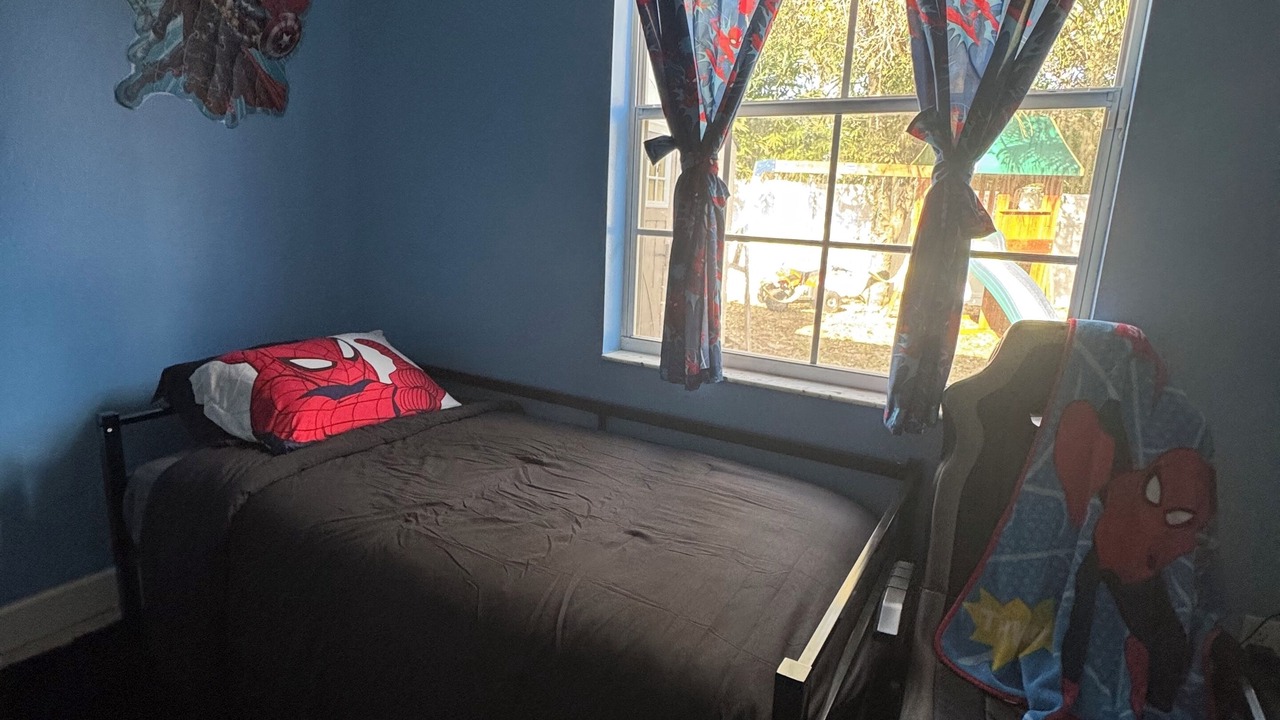 Photo of Bedroom in Fedhaven