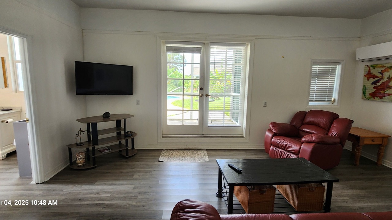 Photo of Livingroom in Laurel