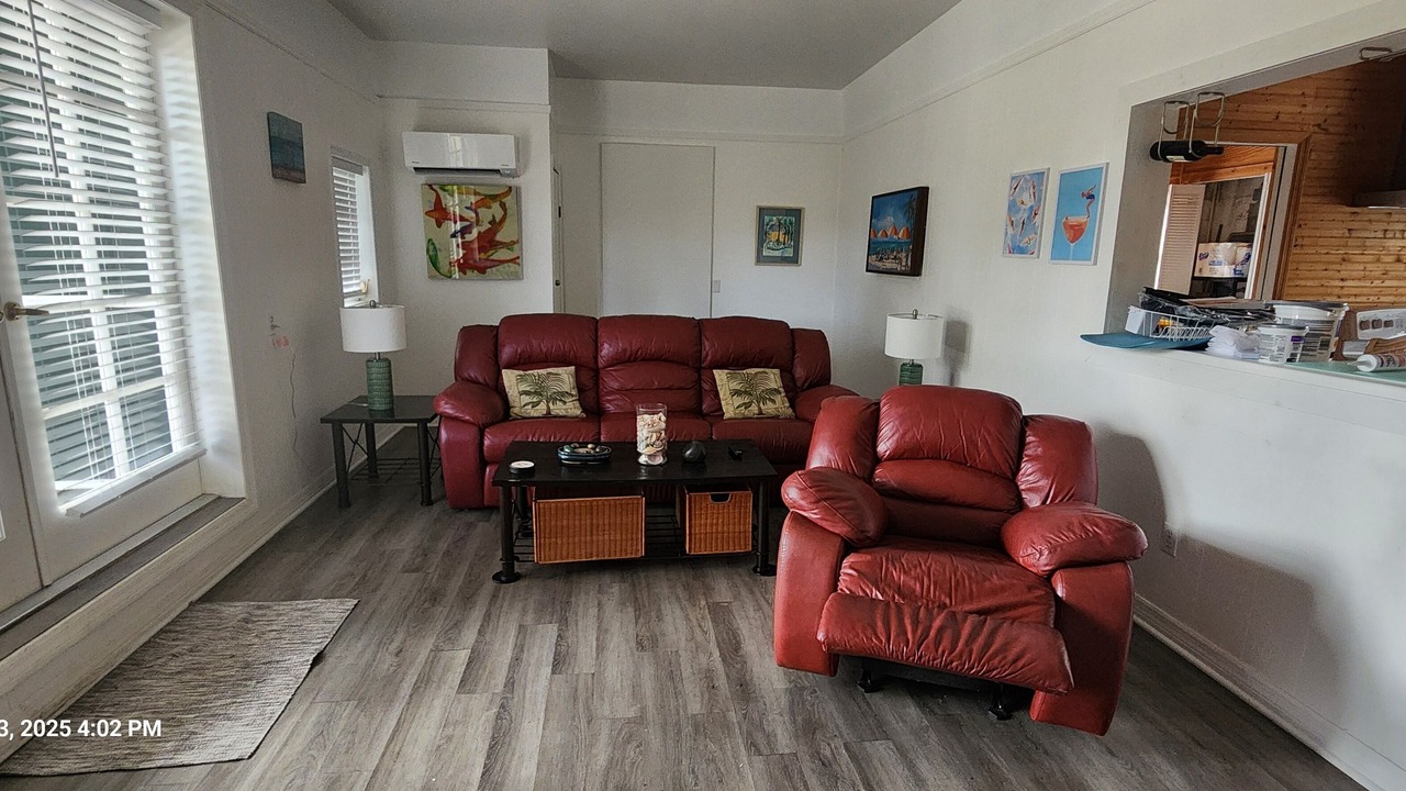 Photo of Livingroom in Laurel