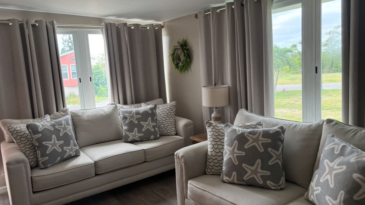Photo of Livingroom in Fort Myers Beach