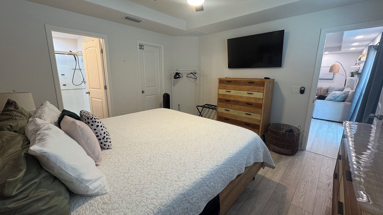 Photo of Bedroom in Historic Downtown Melbourne