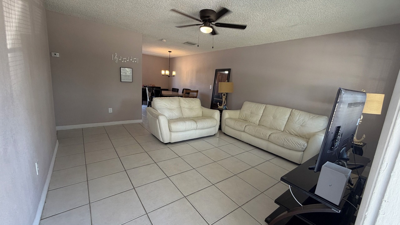 Photo of Livingroom in Greenacres
