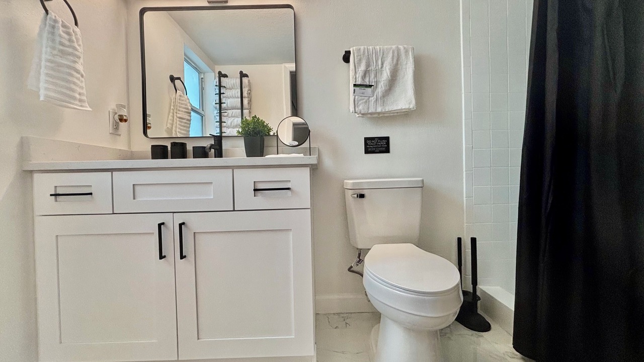 Photo of Bathroom in Seminole