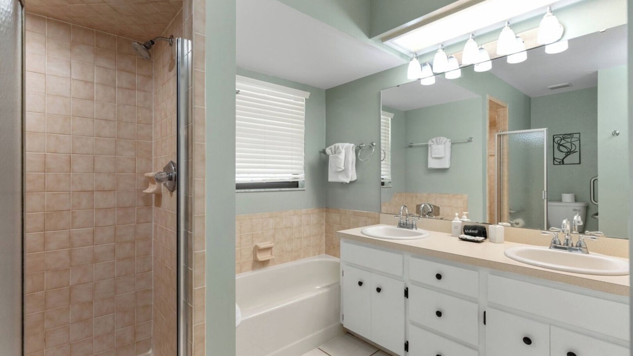 Photo of Bathroom in Eagle Lake