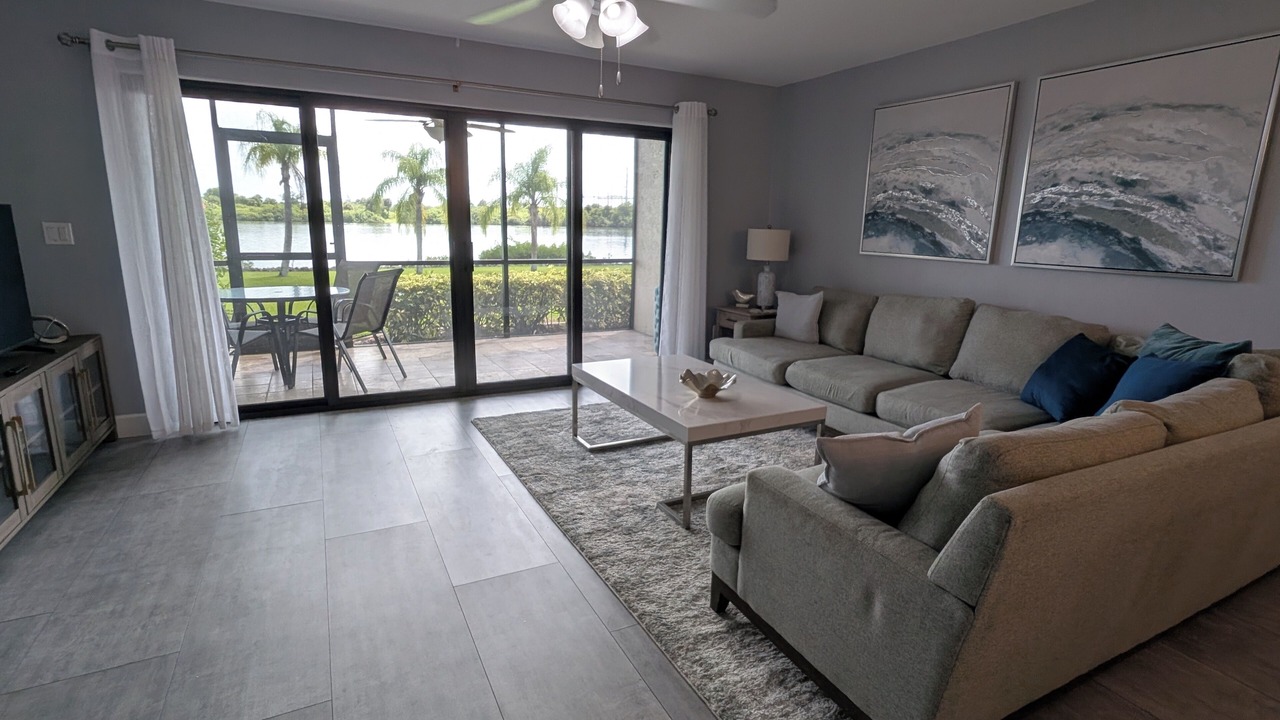 Photo of Livingroom in North Fort Myers
