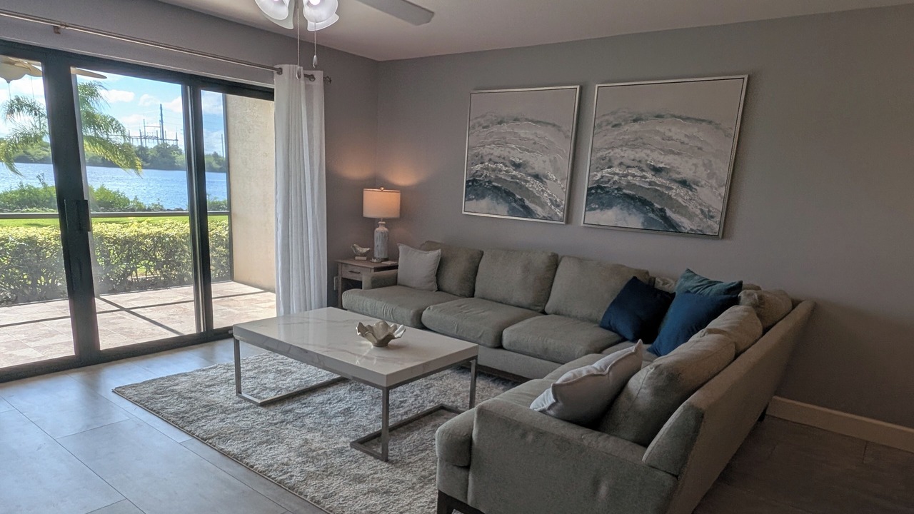 Photo of Livingroom in North Fort Myers