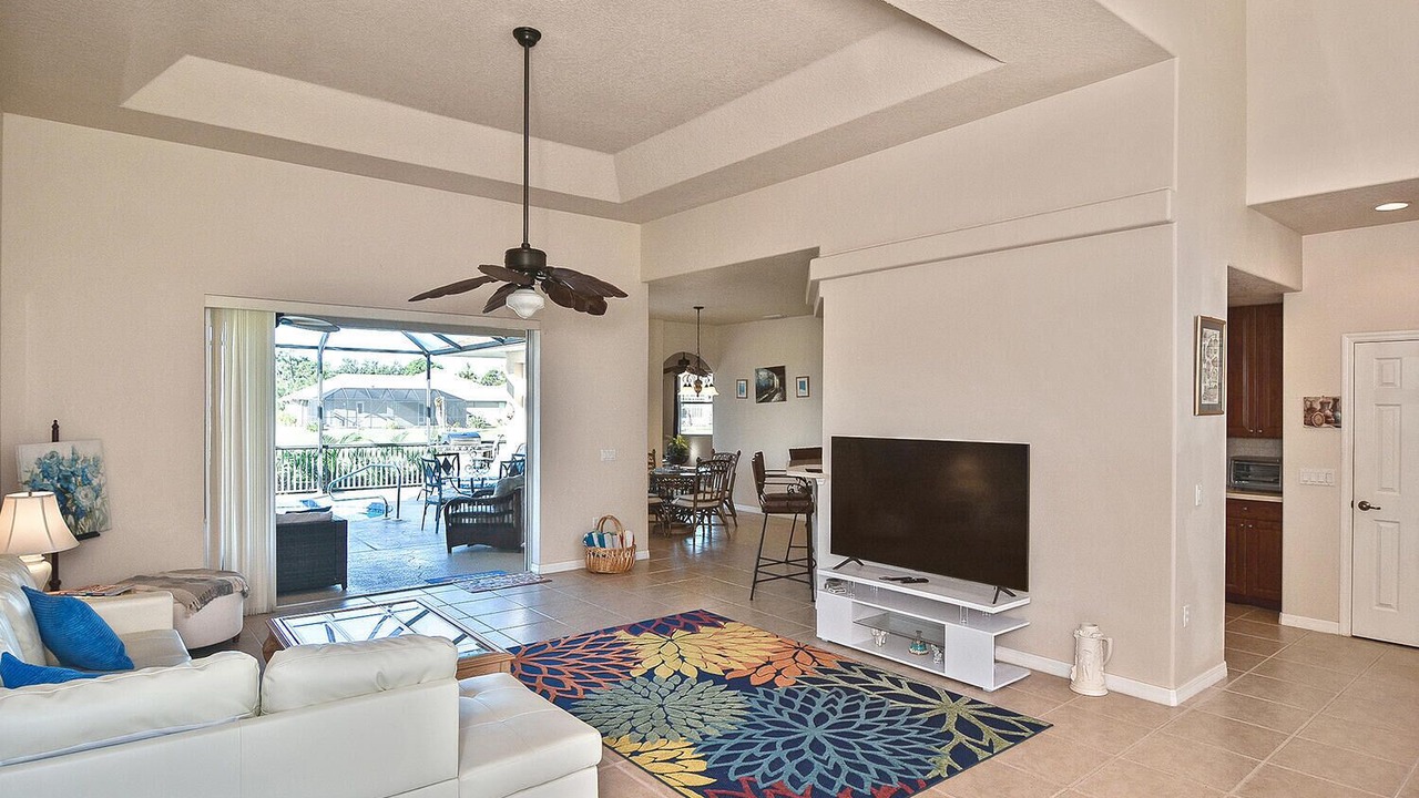 Photo of Livingroom in Long Meadow