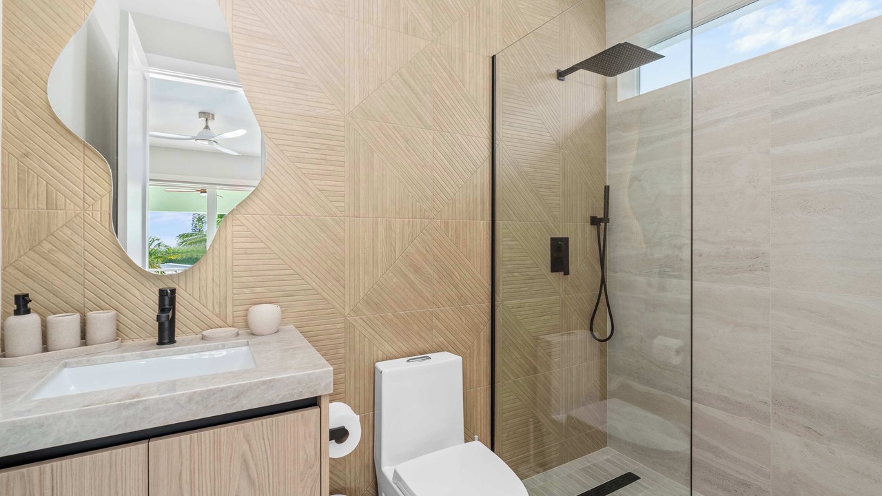 Photo of Bathroom in Marathon