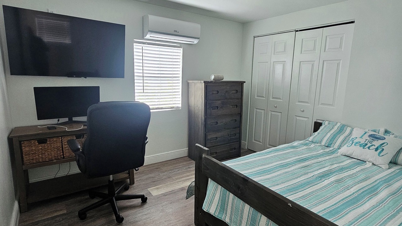 Photo of Bedroom in Key Largo