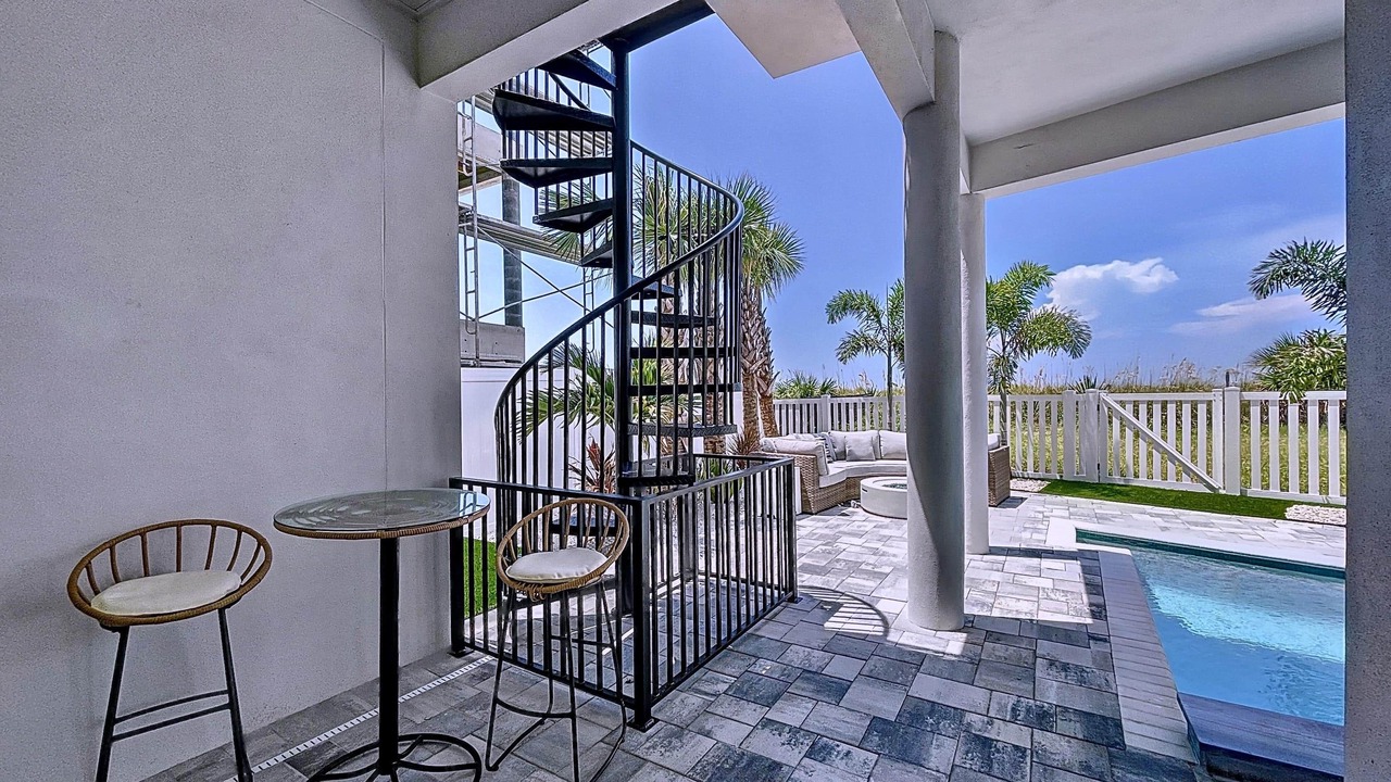 Photo of Outdoor in Treasure Island