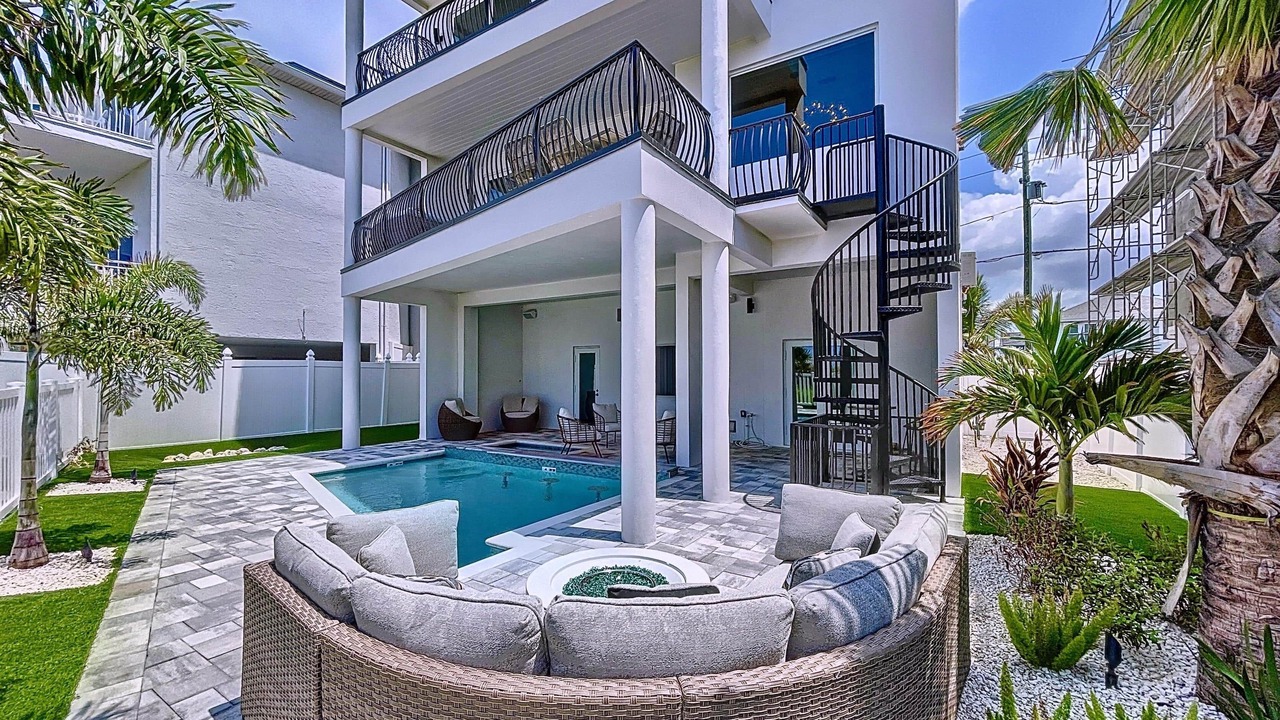 Photo of Outdoor in Treasure Island